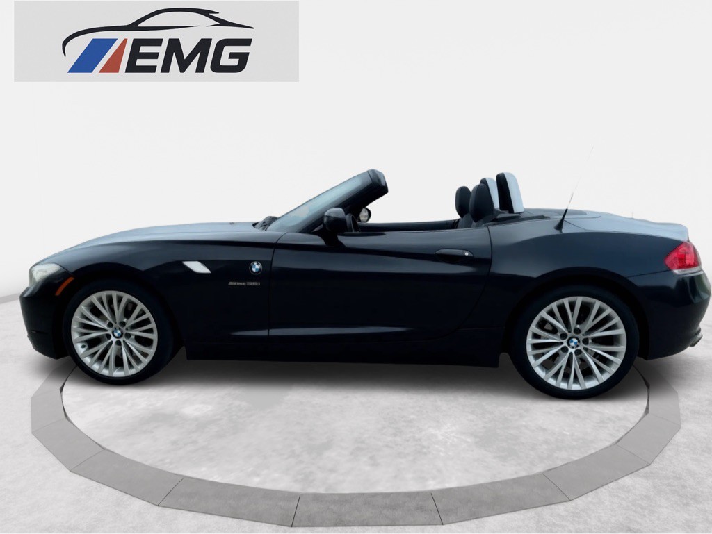 2011 BMW Z4 Image 3