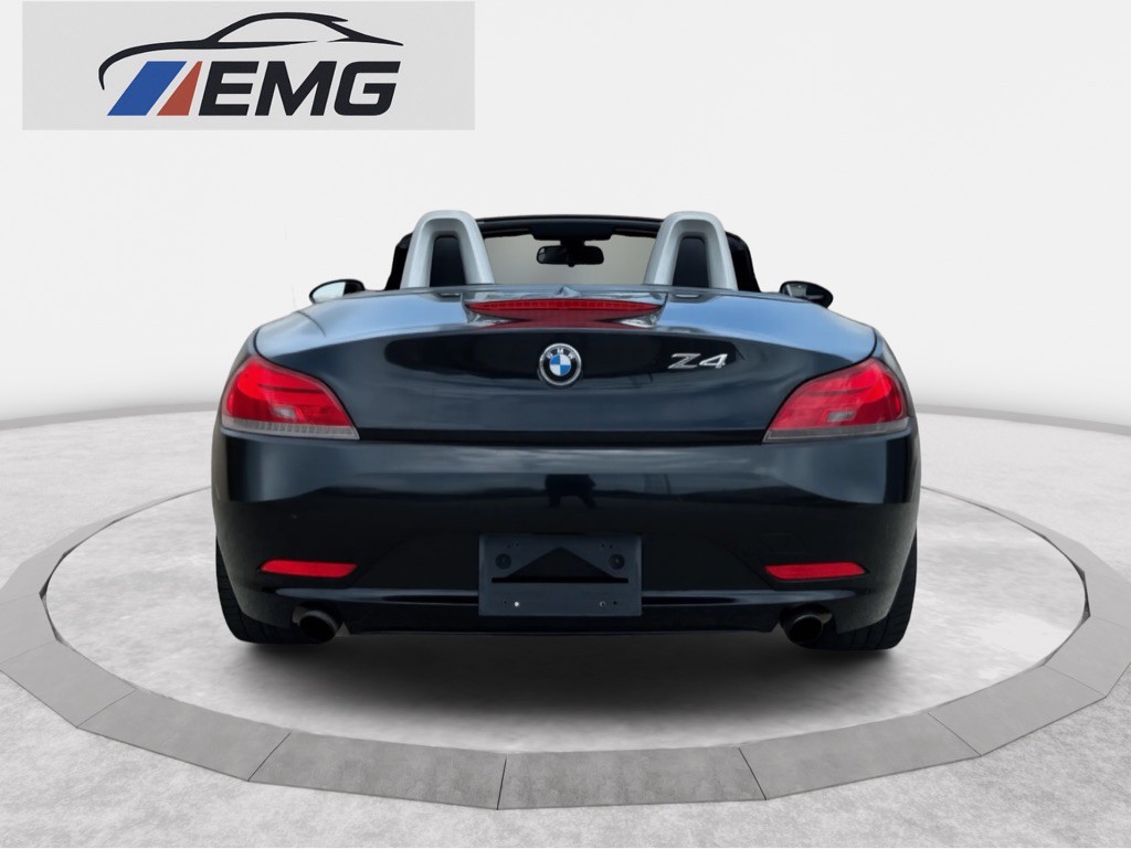2011 BMW Z4 Image 5