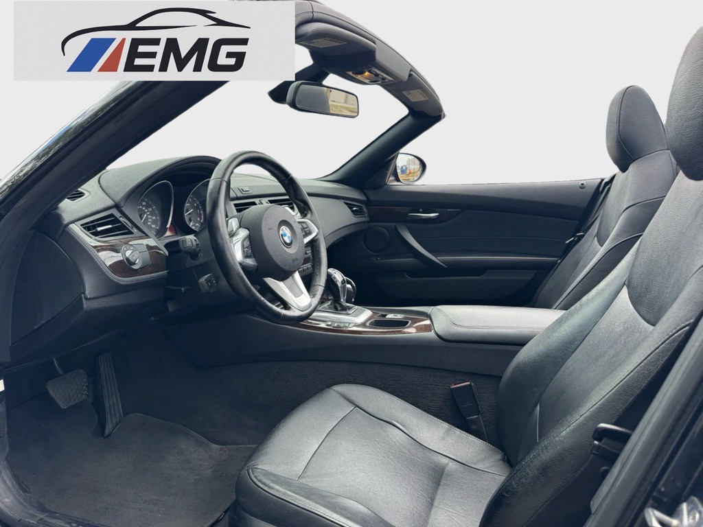 2011 BMW Z4 Image 9