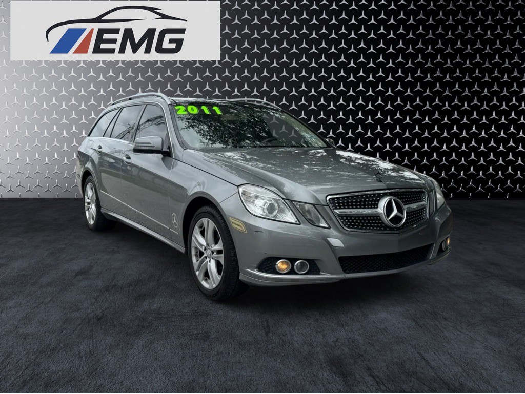 2011 Mercedes-Benz E-Class Image 1