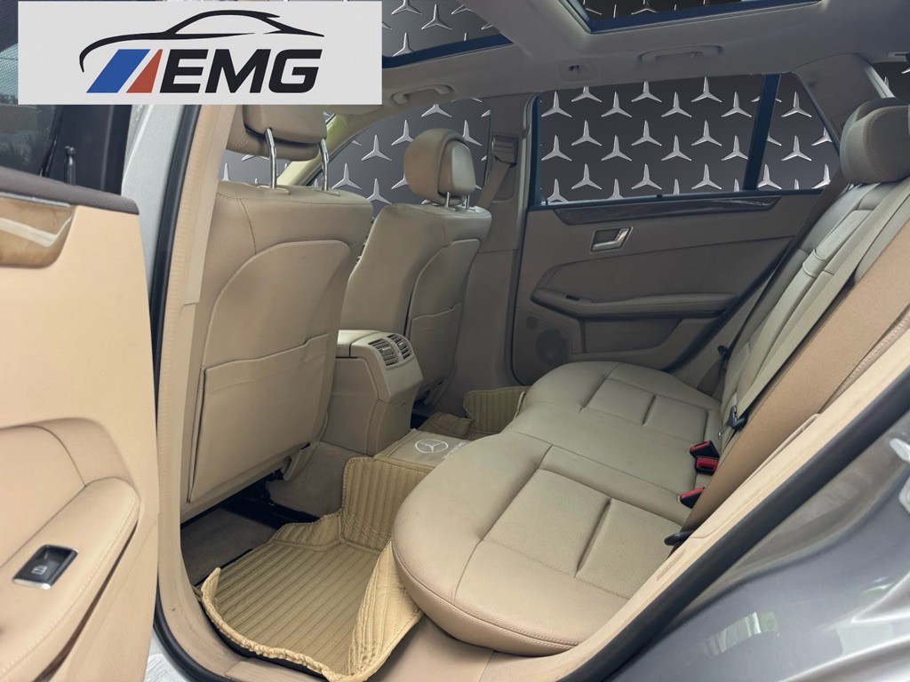 2011 Mercedes-Benz E-Class Image 12