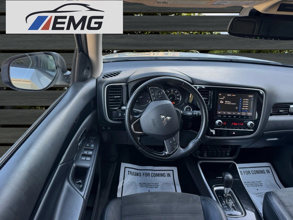 2020 Mitsubishi Outlander Image 13