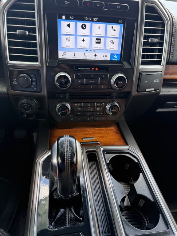 2017 Ford F-150 Image 18