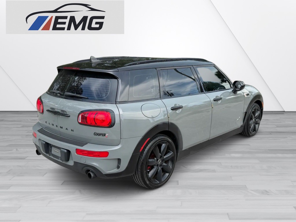 2017 MINI Cooper Image 10