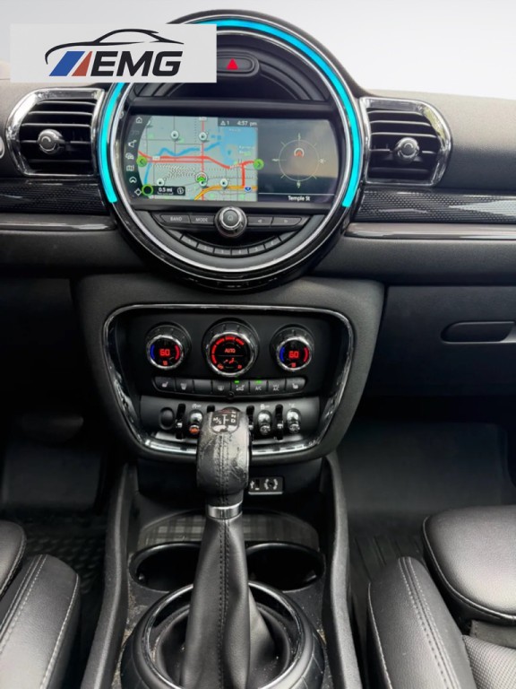 2017 MINI Cooper Image 15