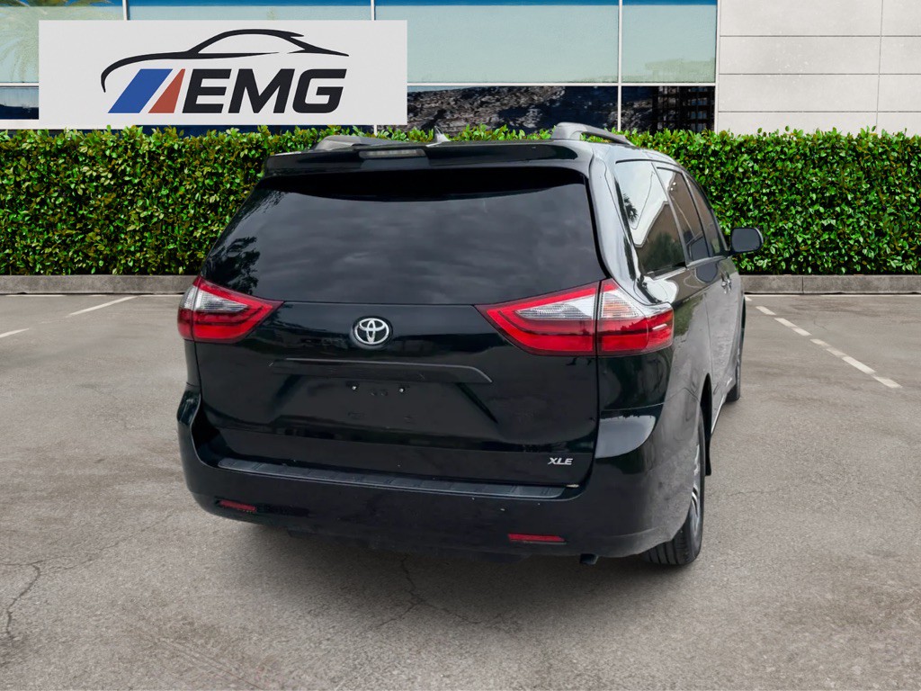 2020 Toyota Sienna Image 10