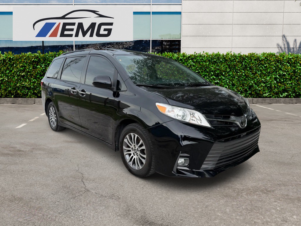 2020 Toyota Sienna Image 11