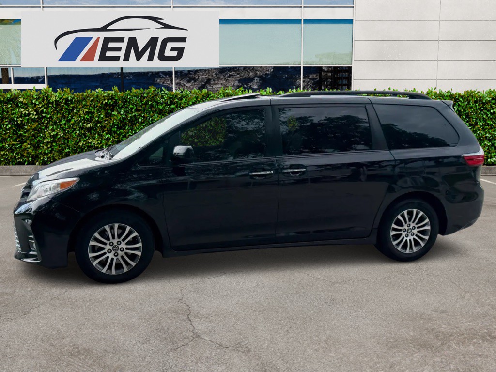 2020 Toyota Sienna Image 14