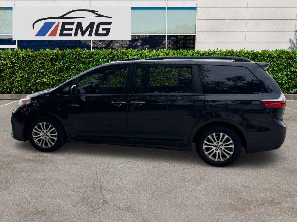 2020 Toyota Sienna Image 15