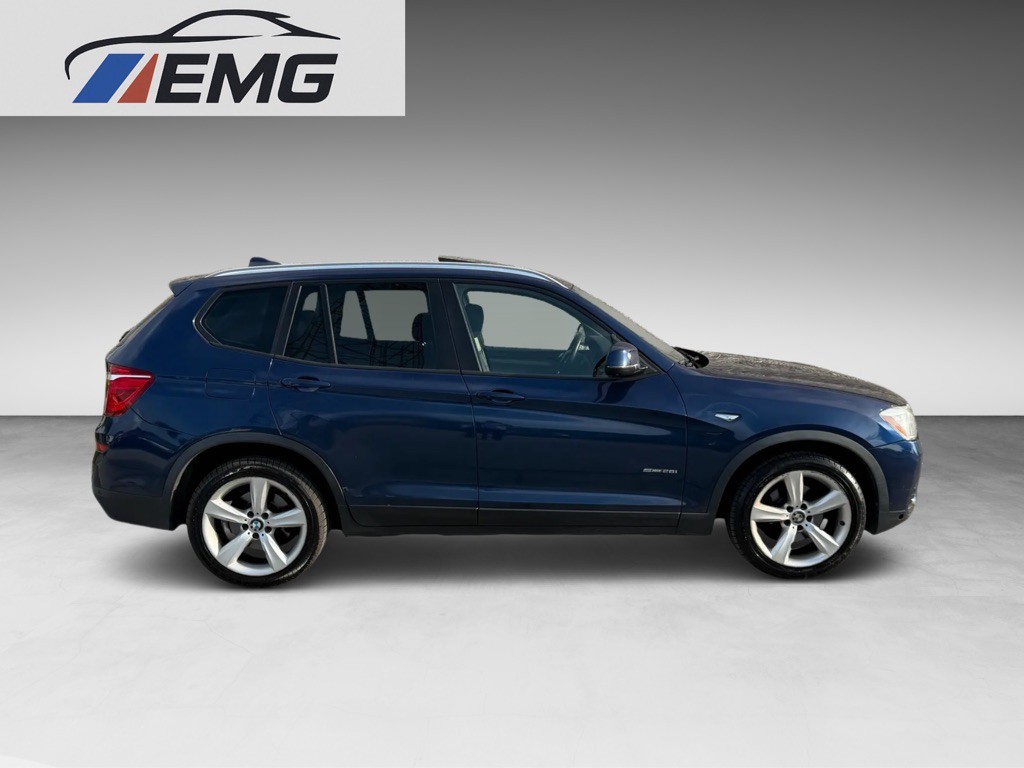 2017 BMW X3 Image 2