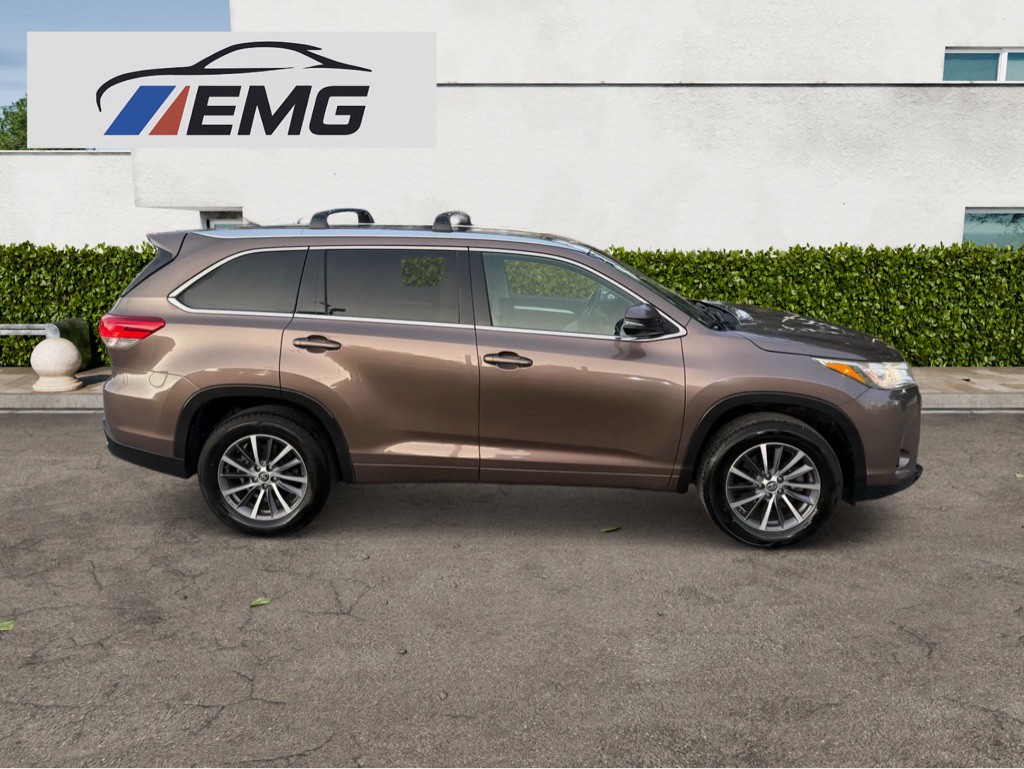 2018 Toyota Highlander Image 4