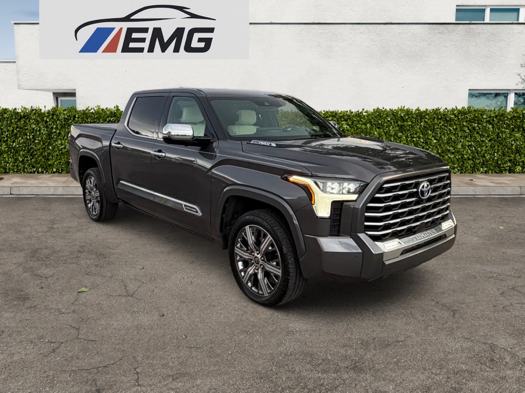 2023 Toyota Tundra Image 1