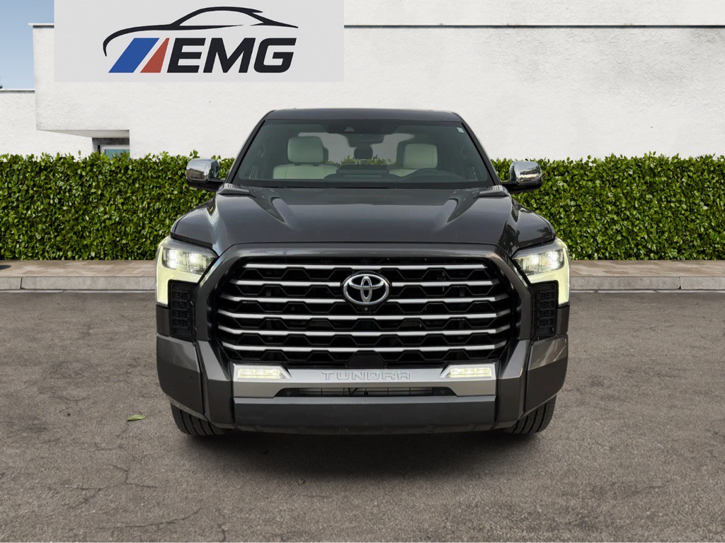 2023 Toyota Tundra Image 3