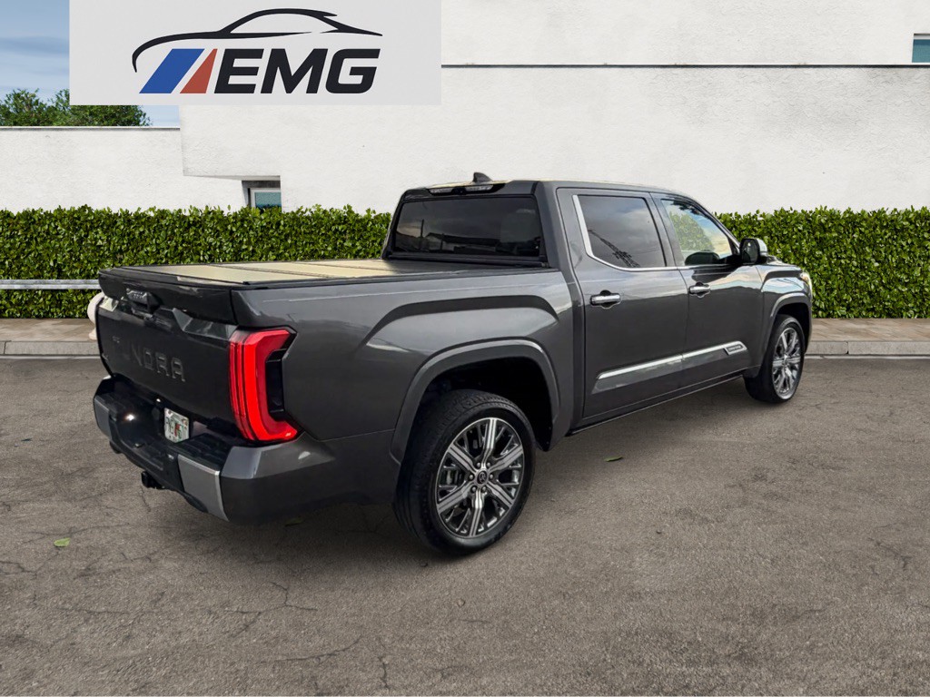 2023 Toyota Tundra Image 8