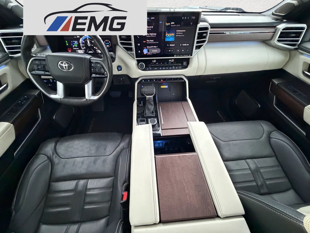 2023 Toyota Tundra Image 11