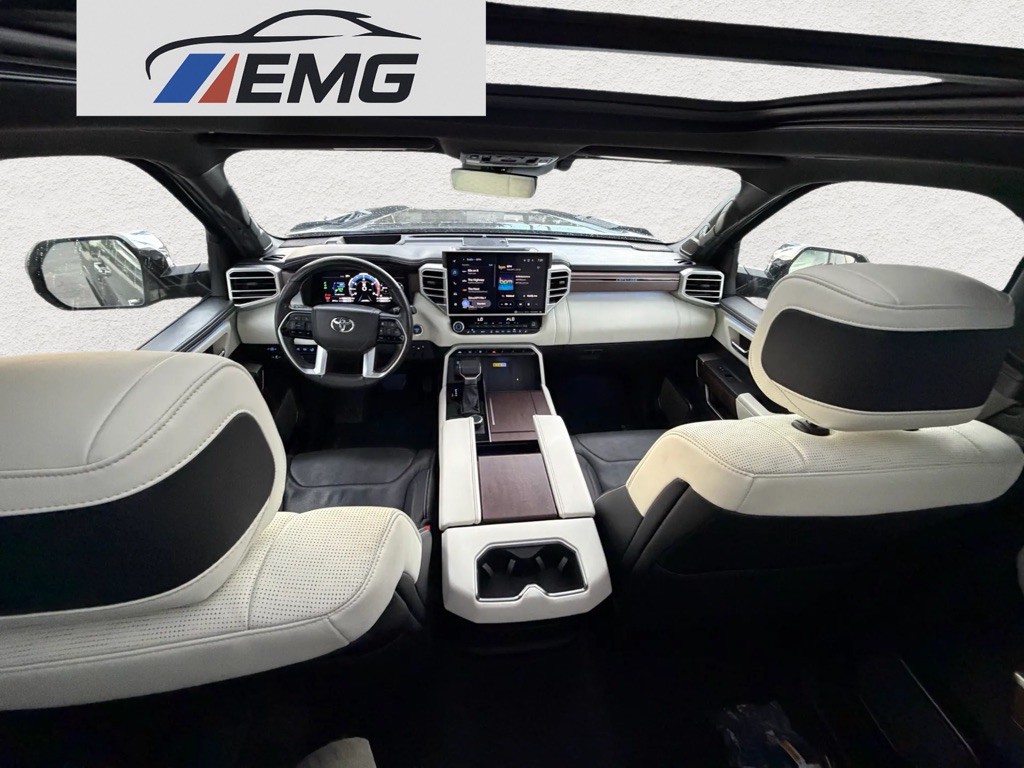 2023 Toyota Tundra Image 12