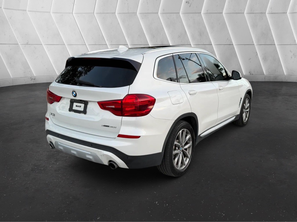 2019 BMW X3 Image 9
