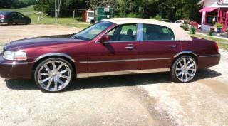 Image for 2004 Lincoln Town Car Ultimate ID: 7388687