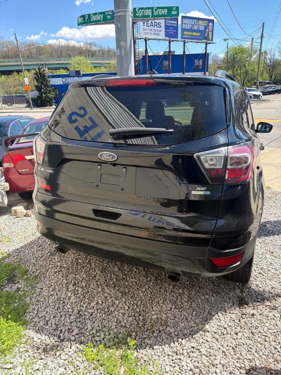 2017 Ford Escape Image 2