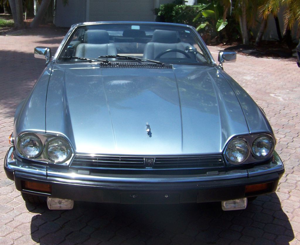 1990 Jaguar XJ Image 3