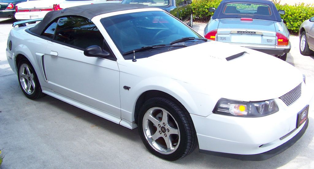 2003 Ford Mustang Image 7