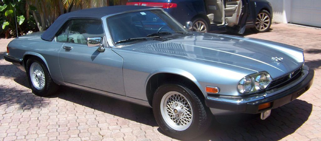 1990 Jaguar XJ Image 4