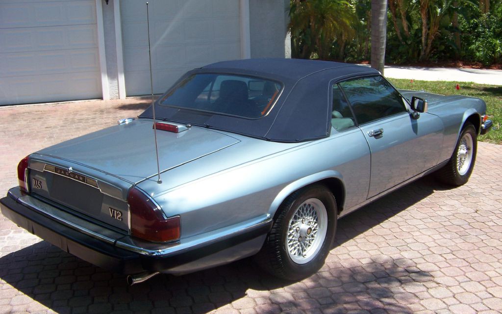 1990 Jaguar XJ Image 13