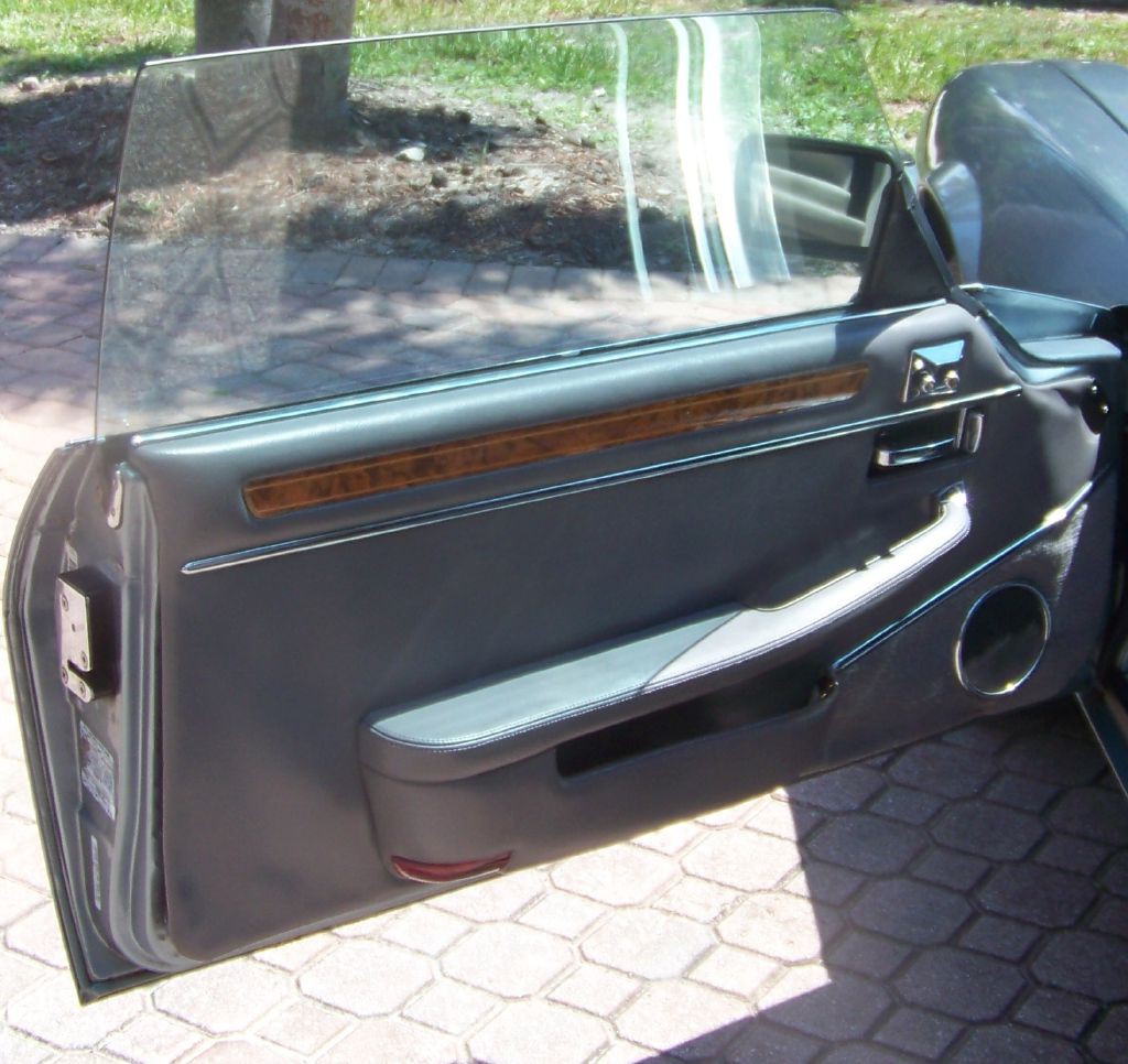 1990 Jaguar XJ Image 21