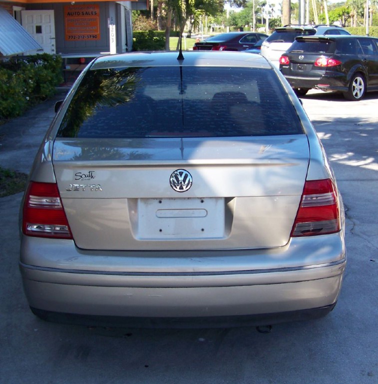 2005 Volkswagen Jetta Image 5