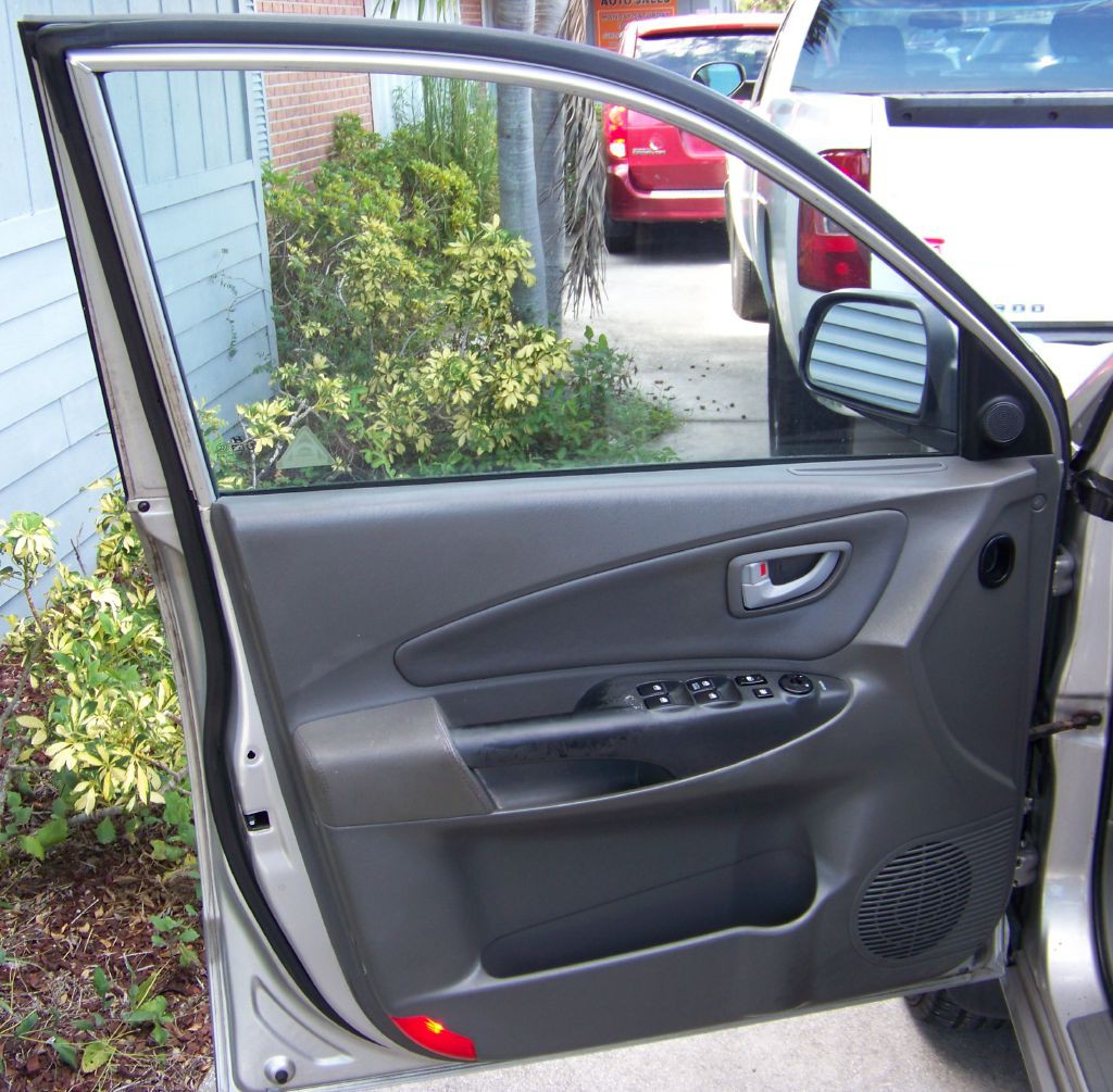 2006 Hyundai Tucson Image 11