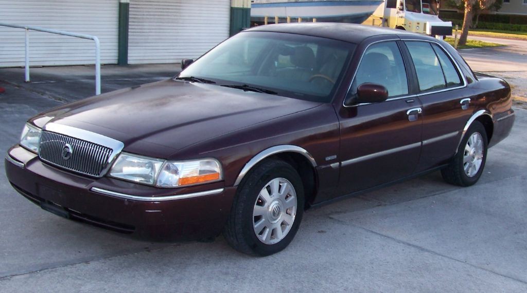 2003 Mercury Grand Marquis Image 1
