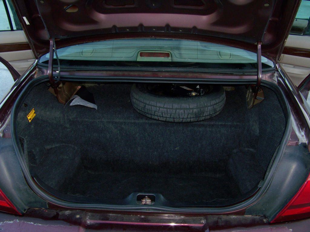 2003 Mercury Grand Marquis Image 17