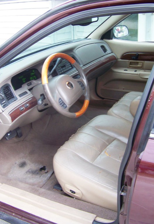 2003 Mercury Grand Marquis Image 7