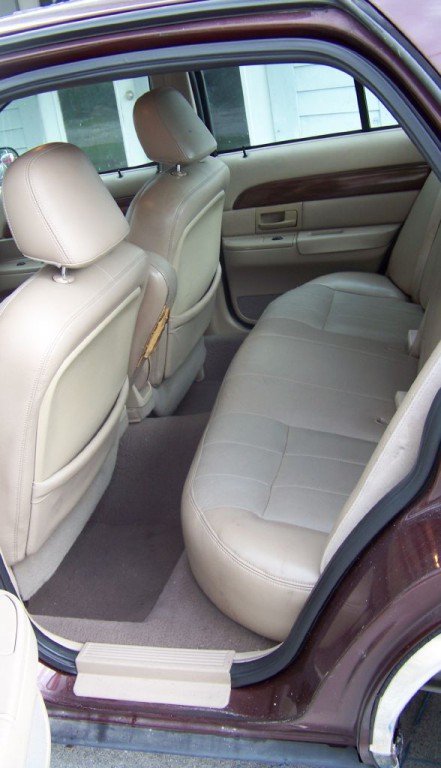 2003 Mercury Grand Marquis Image 12