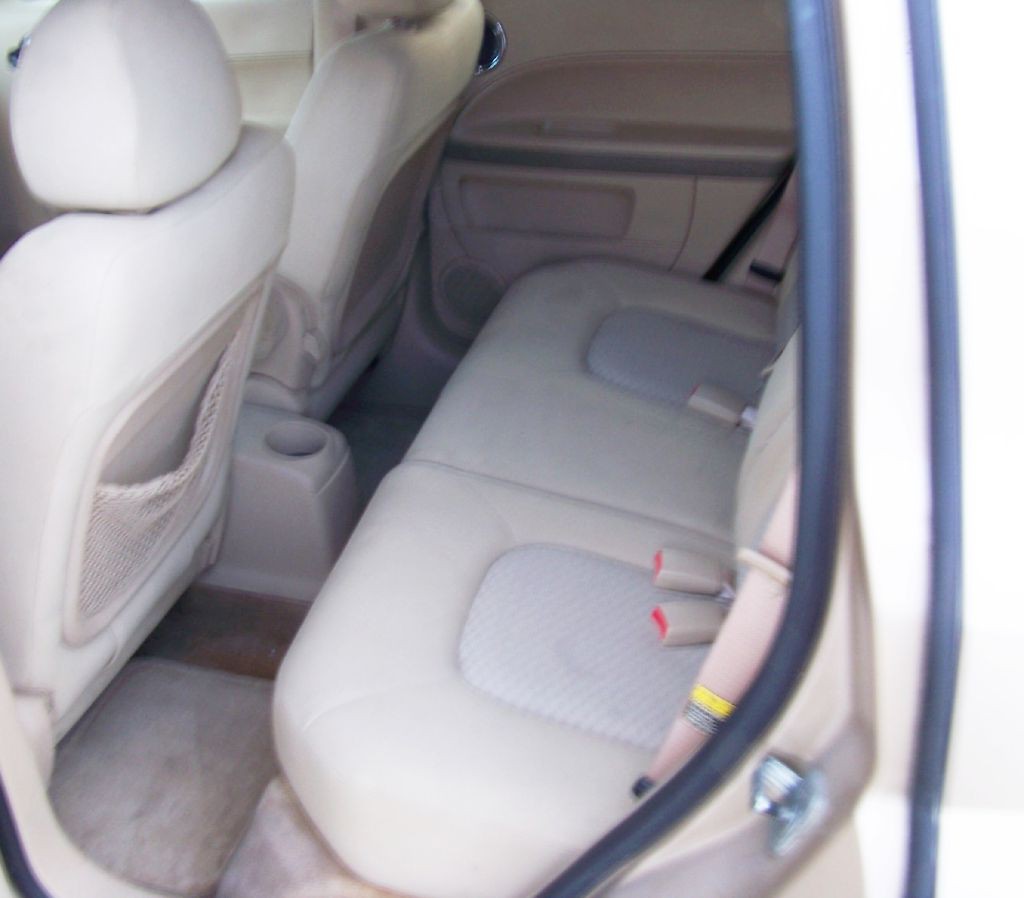 2006 Chevrolet HHR Image 1