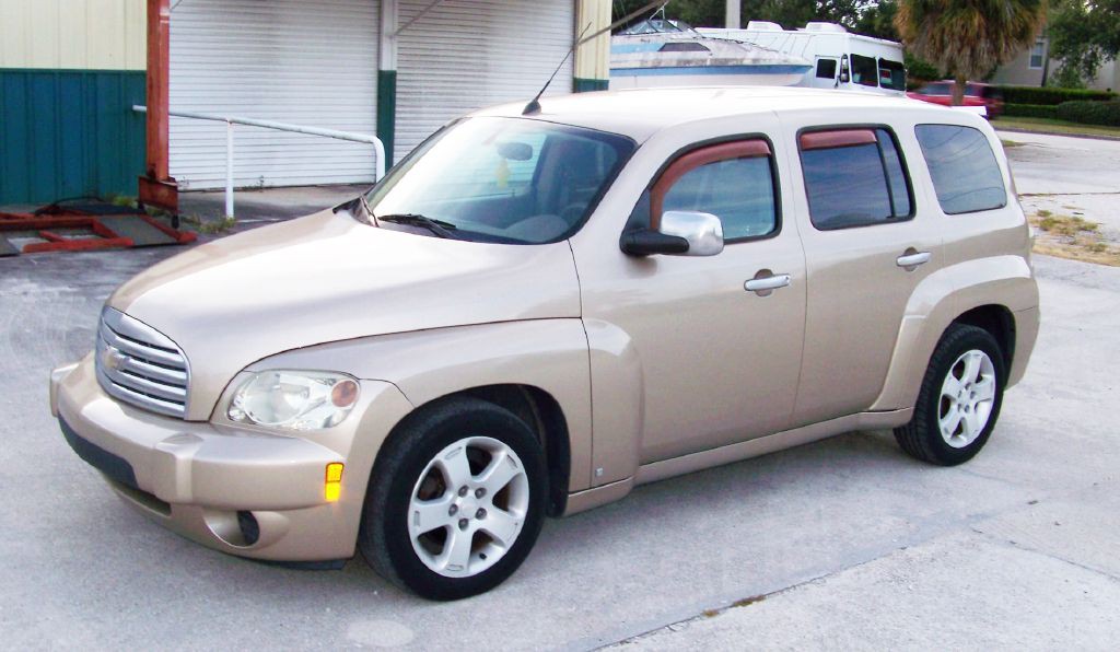 2006 Chevrolet HHR Image 2