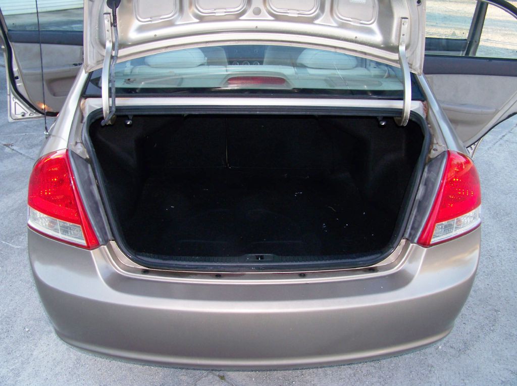 2007 Kia Spectra Image 7