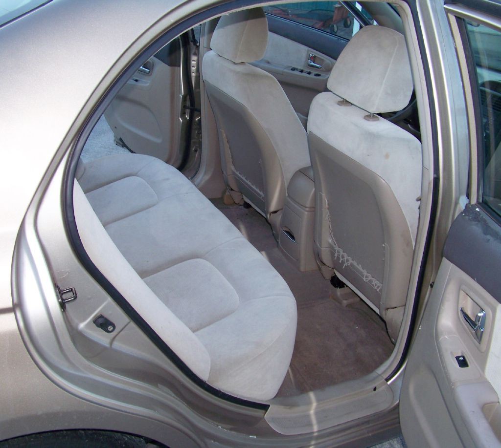 2007 Kia Spectra Image 14