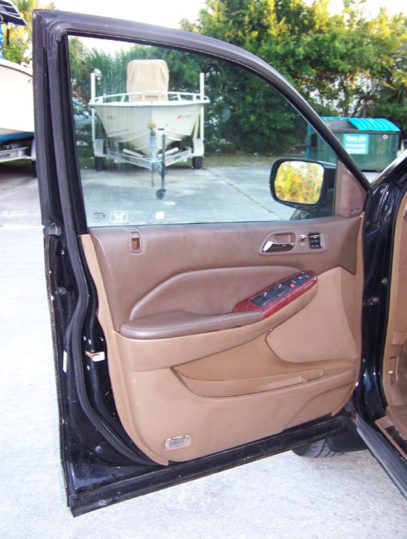 2004 Acura MDX Image 13