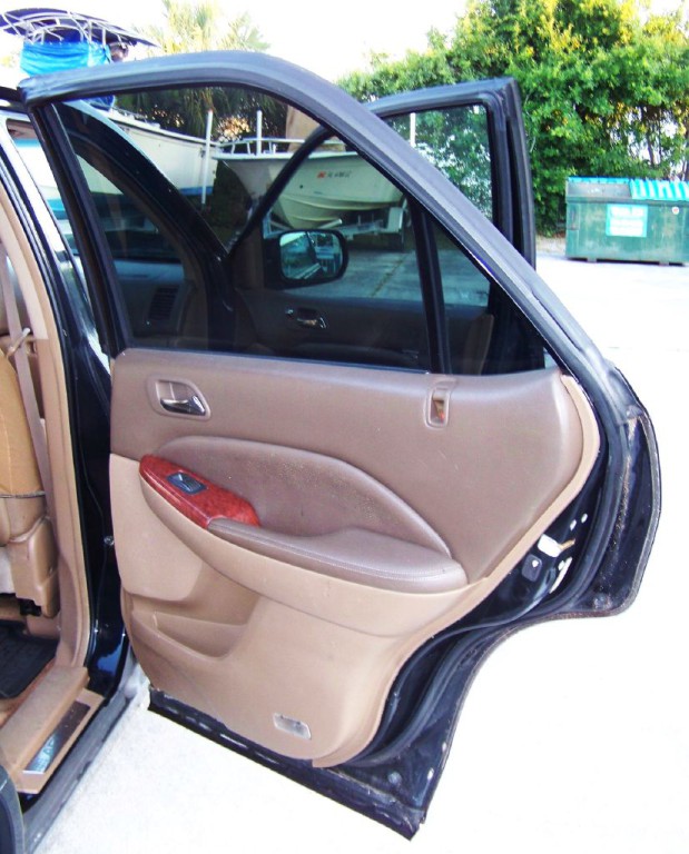 2004 Acura MDX Image 19