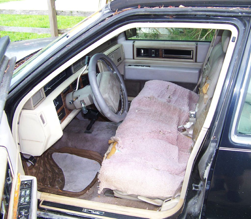 1993 Cadillac DeVille Image 5