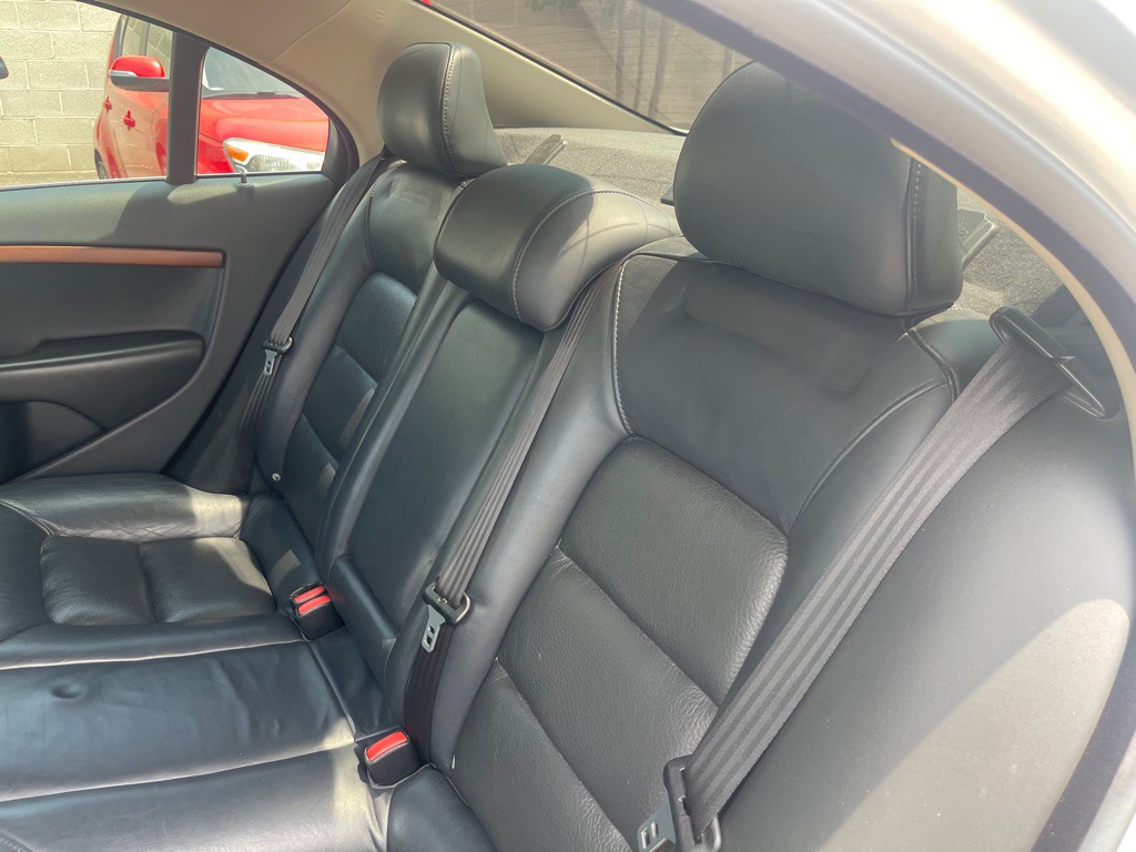 2009 Volvo S80 Image 17