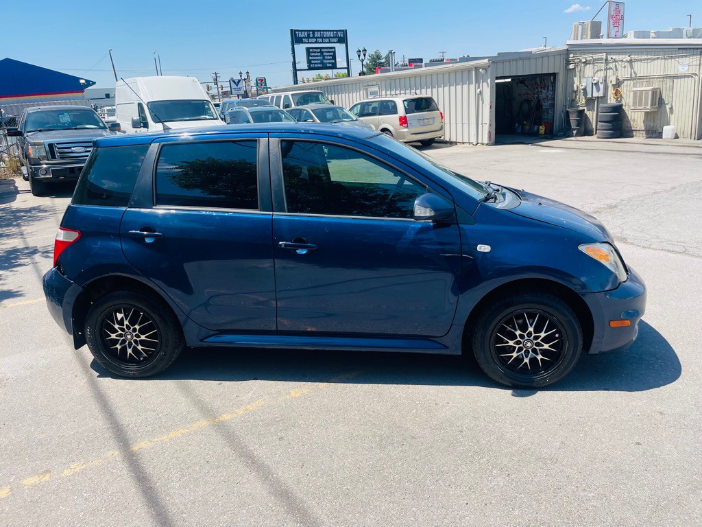 2006 Scion xA Image 4