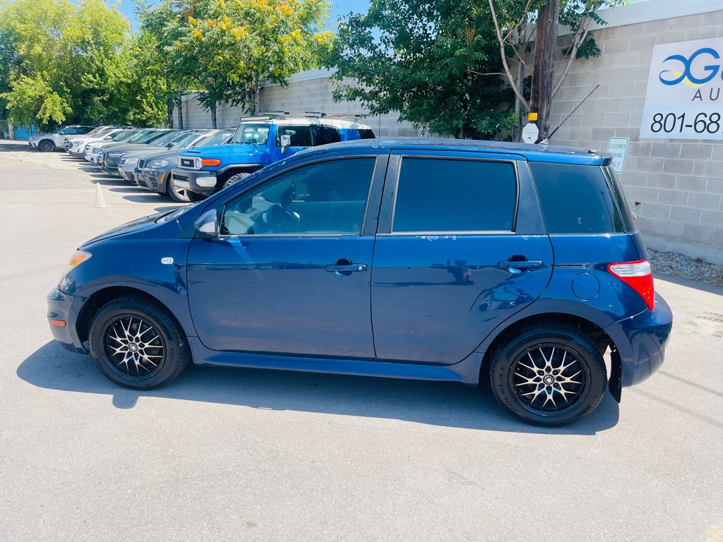 2006 Scion xA Image 8