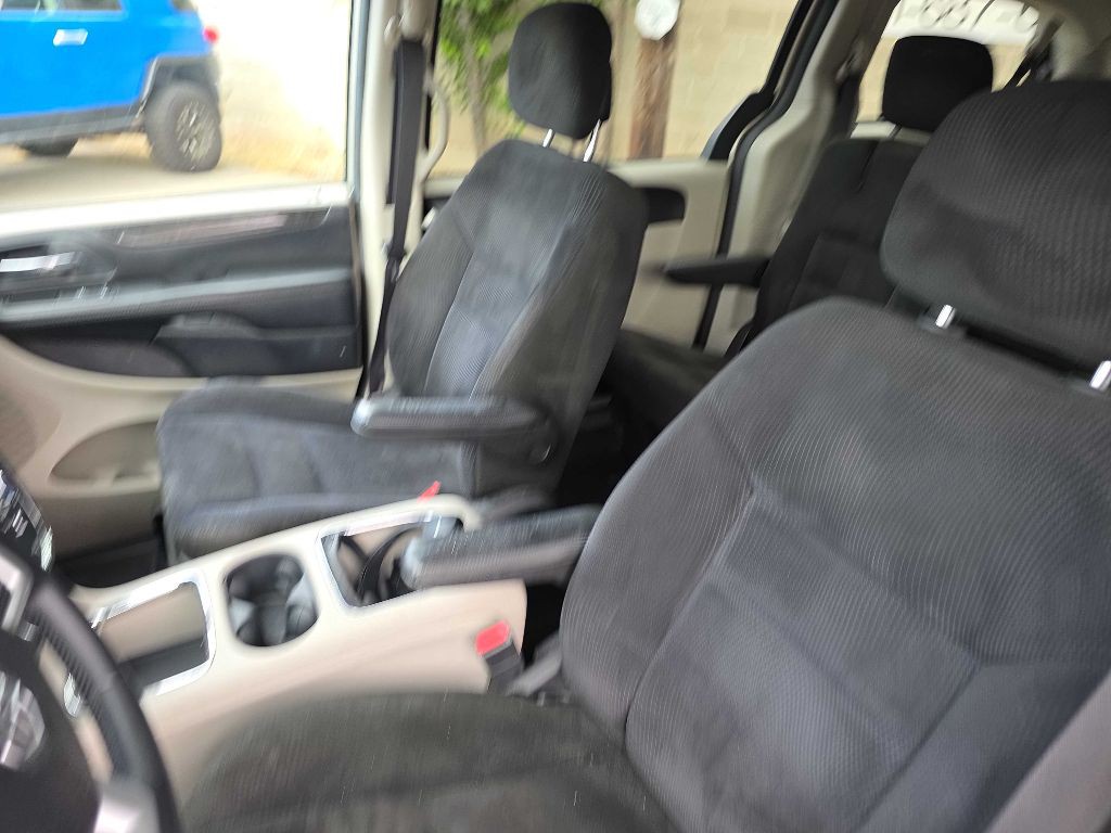 2015 Dodge Grand Caravan Image 11