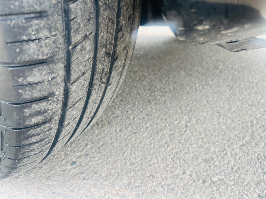 2011 Mitsubishi Endeavor Image 23