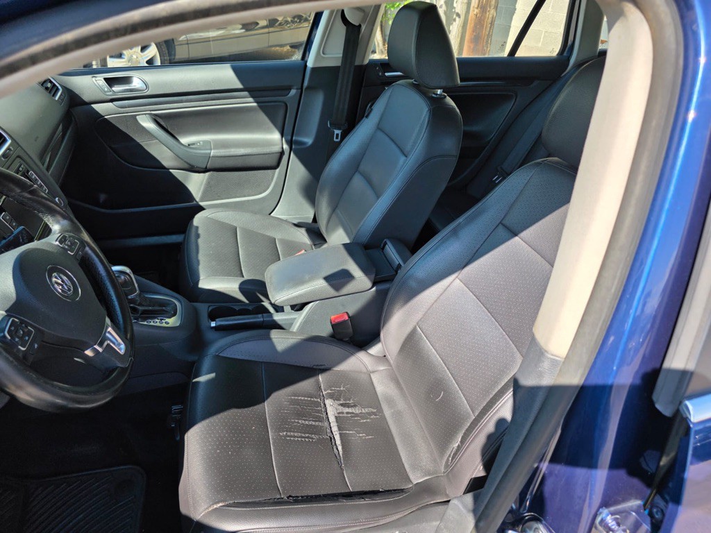 2012 Volkswagen Jetta Image 10