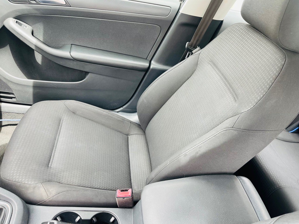 2016 Volkswagen Jetta Image 11