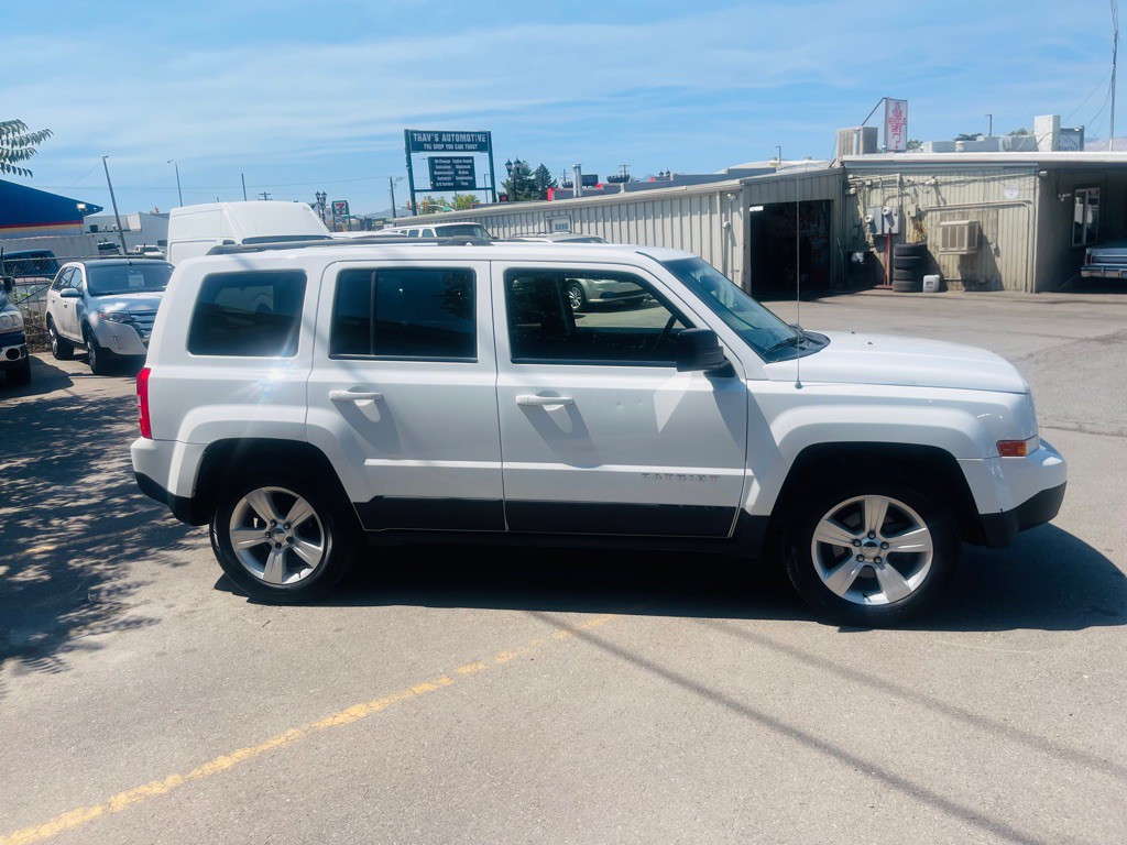 2016 Jeep Patriot Image 4