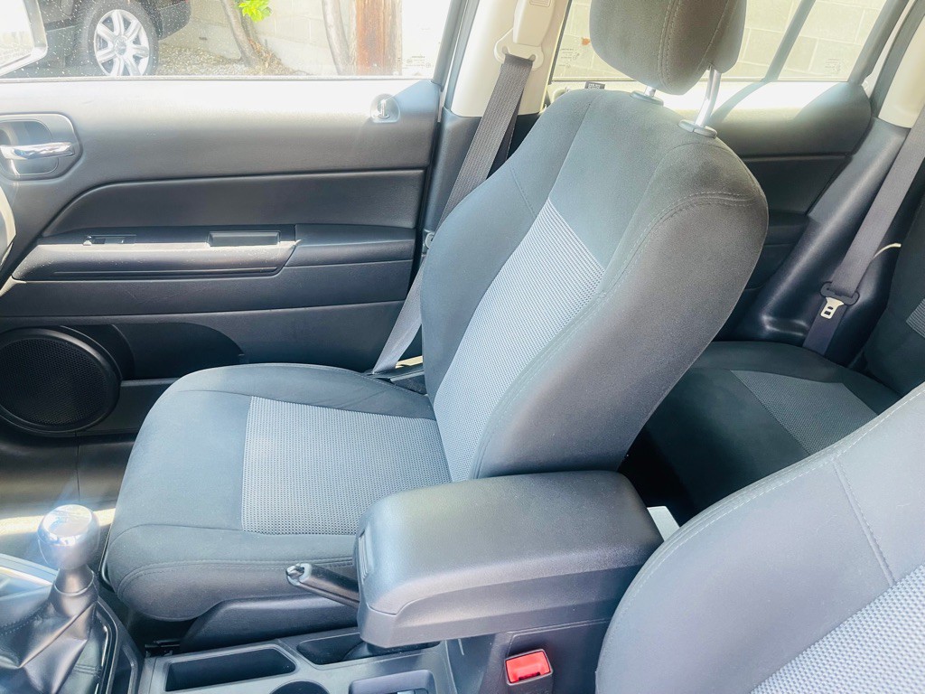2016 Jeep Patriot Image 11